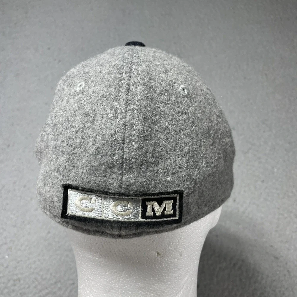 Los Angeles Kings Hat‎ Cap Fitted Mens S/M Gray NHL Hockey CCM Wool Stretch